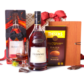 Hennessy Delights With A Notebook